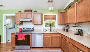 424 N James St, Ashland, VA 23005
