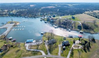 150 Yacht Club Cir, Altamont, MO 64640