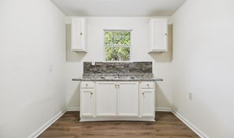 2371 E Smiley Ave, Baton Rouge, LA 70806