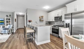 295 Northill Dr B, Amherst, NY 14221
