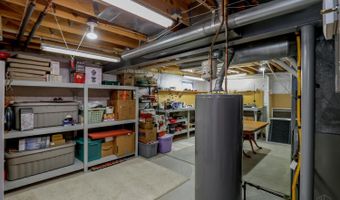 1136 Stewarton, Cincinnati, OH 45102