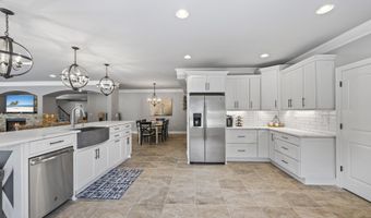1005 Renfroe Lk, Auburn, GA 30011