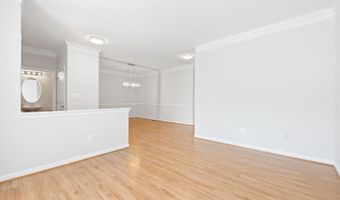 43598 DUNHILL CUP Sq, Ashburn, VA 20147