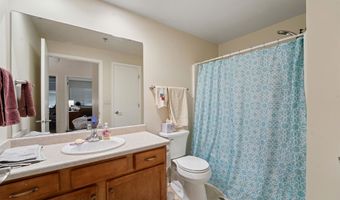 400 N RICHMOND St 323, Appleton, WI 54911