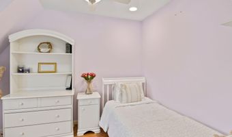 13 Evans Ave, Albertson, NY 11507
