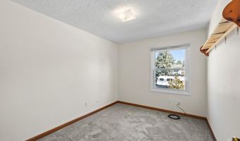 5119 KING ARTHUR Way, Cheyenne, WY 82009