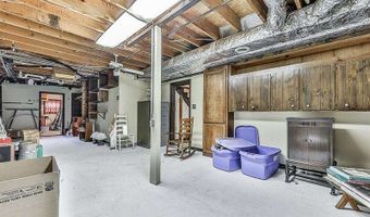4445 Moon Sta, Acworth, GA 30101