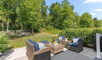 204 Wickford Ct 31, North Kingstown, RI 02852