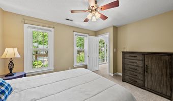 1030 W Sterlington Pl, Apex, NC 27502