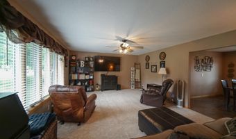707 9th Ave, Ackley, IA 50601