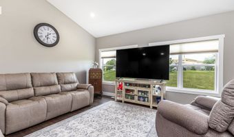 2207 Eldie, Asbury, IA 52002