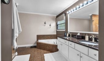 1521 Boulder Bluff Ln, Algonquin, IL 60102