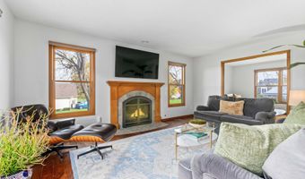 2197 Knollpoint Dr NE, Ada, MI 49301