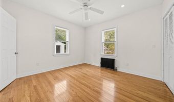 4 Orford St, North Providence, RI 02904