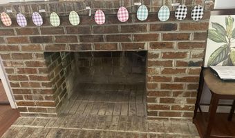 407 W Main St, Blue Mountain, MS 38610