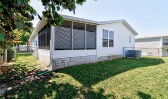 318 Macadamia Dr, Barefoot Bay, FL 32976