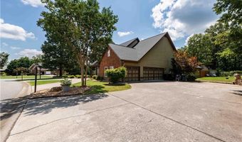 42 Rocky Mountain Pass, Adairsville, GA 30103