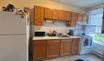 822 N 5TH St, Reading, PA 19601
