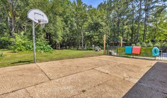 11512 Holly Bluff Cir, Biloxi, MS 39532