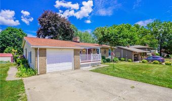 2077 Daniels Ave, Akron, OH 44312