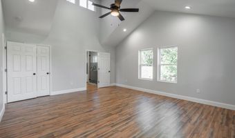 5 McGee St, Belton, SC 29627