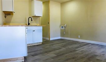 101 103 W Main St, Anderson, MO 64831