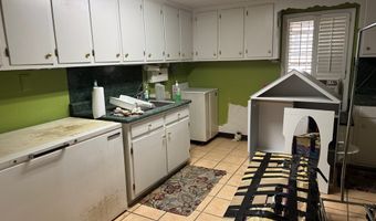 240 Whittle Cir, Ashburn, GA 31714