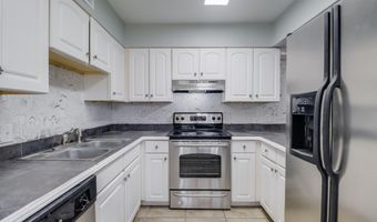 395 Felicity St, Bay St. Louis, MS 39520