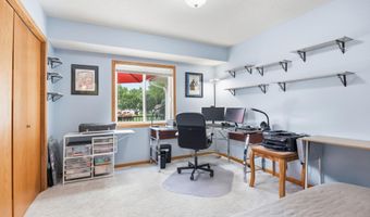 14118 Essex Ln, Apple Valley, MN 55124