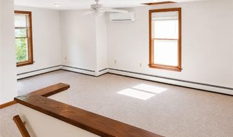 9 Michael Dr, Bristol, RI 02809