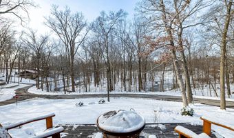 4120 Woodland Dr, Ann Arbor, MI 48103