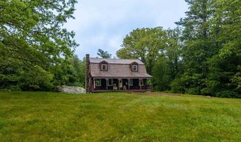 18 Lynn Ellen Dr, Acushnet, MA 02743