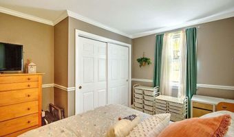 46 Channing Rd, Narragansett, RI 02882