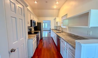 51 Vista Ave, Danbury, CT 06811
