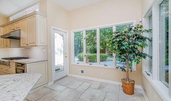 34 Southside Ave, Atlantic Highlands, NJ 07716