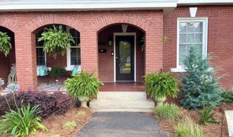 621 CHURCH St, Andalusia, AL 36420
