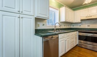 253 Prado St, Apalachicola, FL 32320