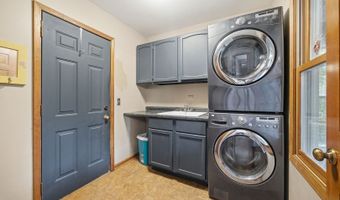 1333 W Sable Dr, Addison, IL 60101