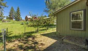 107 S Van Wyck Ave, Cascade, ID 83611