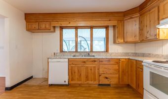 301 Hall St, Alton, MO 65606
