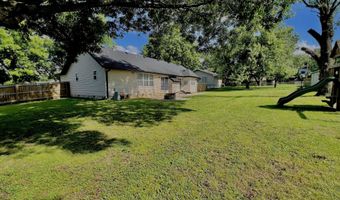 603 Lakeview Dr, Aurora, MO 65605