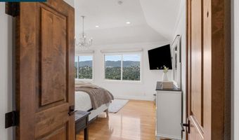 136 Tracy Ln, Alamo, CA 94507