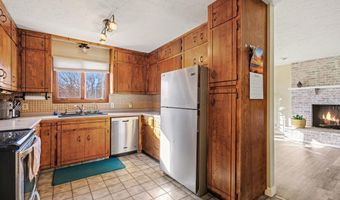 1720 S 13th St, Beatrice, NE 68310