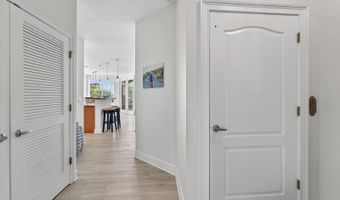 6428 Sunset Bay Cir, Apollo Beach, FL 33572