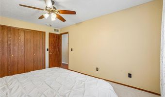 8582 134th St W, Apple Valley, MN 55124