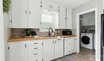 1211 N Indiana Ave, Caldwell, ID 83605