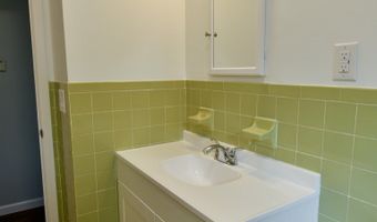 45 E 51ST St, Bayonne, NJ 07002