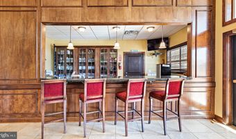 14 HIDDEN LAKE Cir, Barnegat, NJ 08005