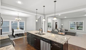 15563 Duck Trail Ln, Apple Valley, MN 55124