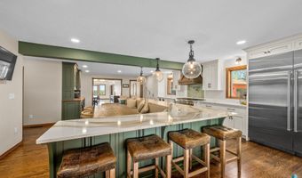 48190 265th St, Brandon, SD 57005